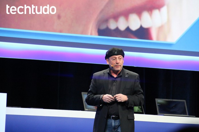 Mooly Eden comandou o show na apresentação da Intel (Foto: Fabrício Vitorino/TechTudo)