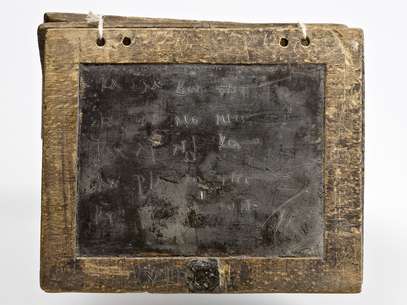 Tábua de cera da Roma antiga tinha tamanho de tablet moderno Foto: BBCBrasil.com